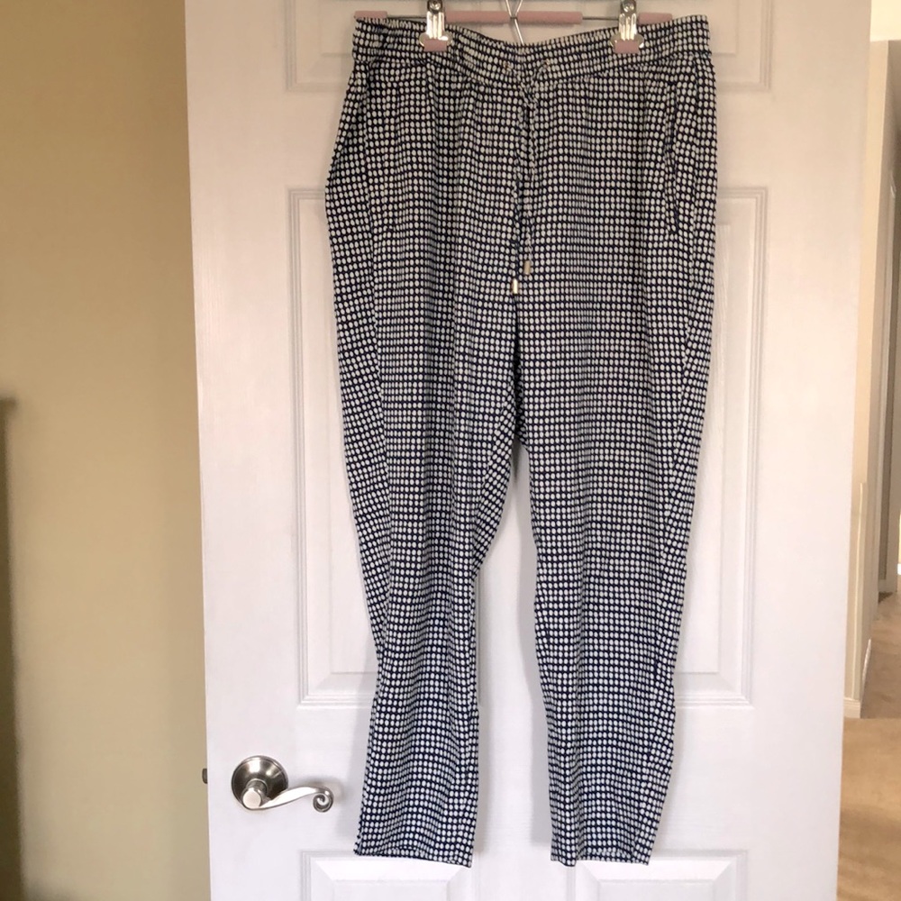 Beautiful H&M Women’s Pants with Drawstring & Gold Detail!